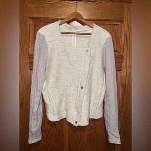 Ann Taylor LOFT Gray Women’s Sweater - Size L